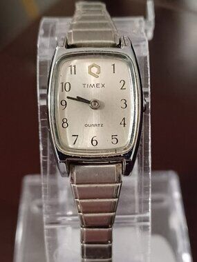 Vintage Ladies TIMEX K Cell Quartz Watch - For parts only